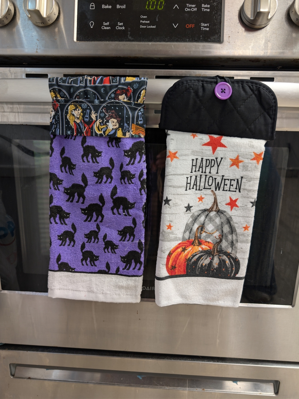 Set Of 2 Halloween Kitchen Towels